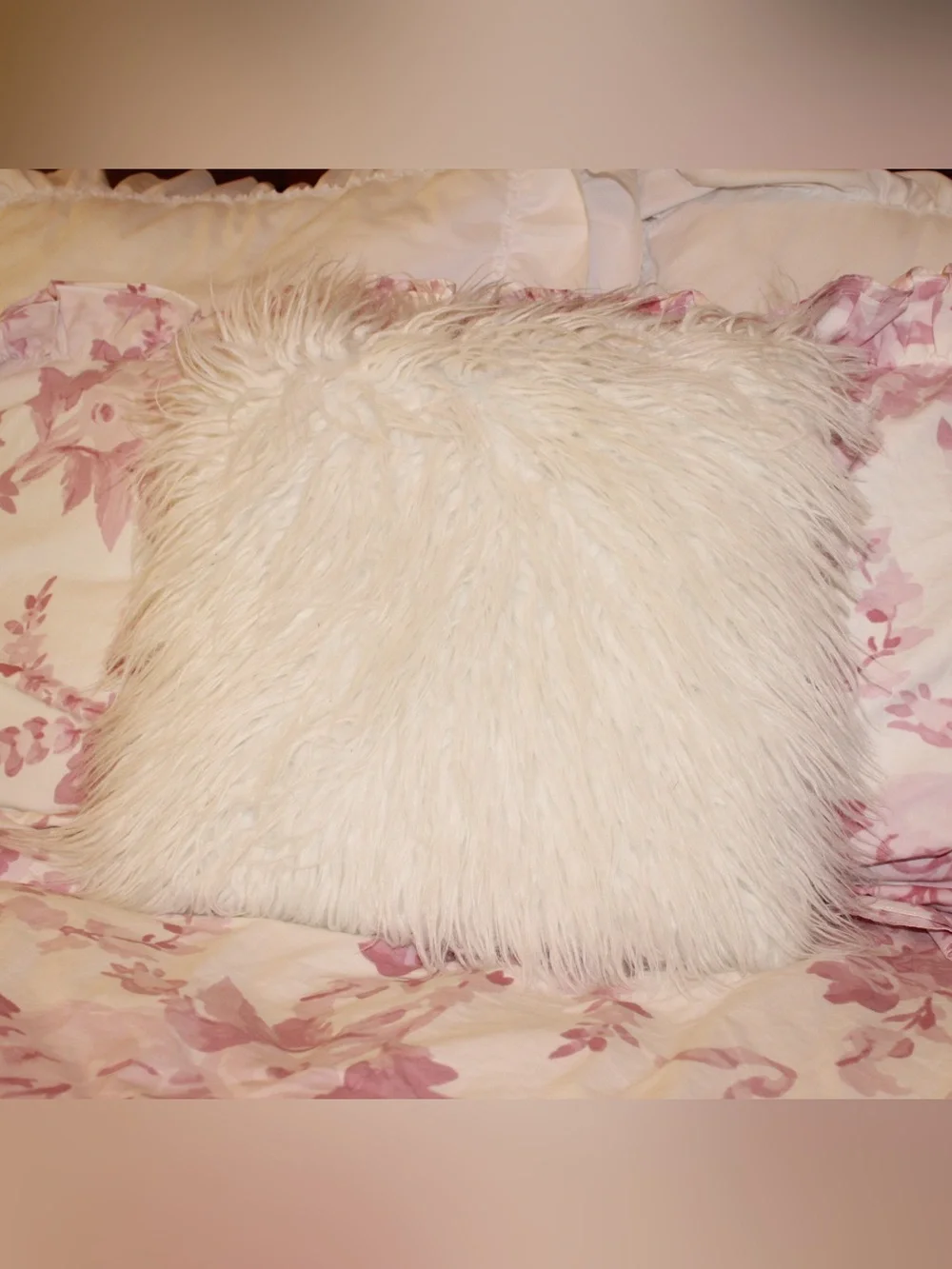 EUC Faux Fur Pillow Cover With Insert